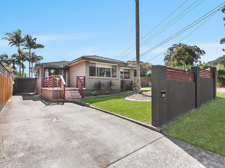 1 Edgewater Avenue, Green Point NSW 2251