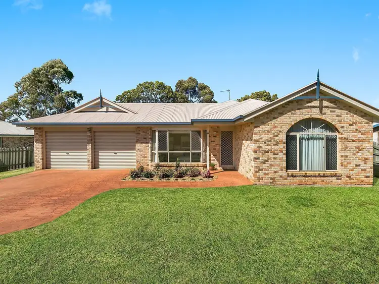 10 Hillcrest Court, Kearneys Spring QLD 4350