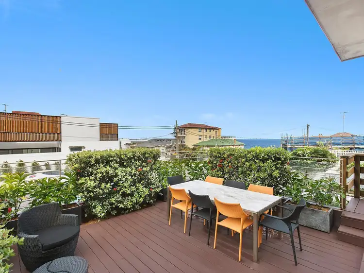 2/7 Alexander Street, Tamarama NSW 2026