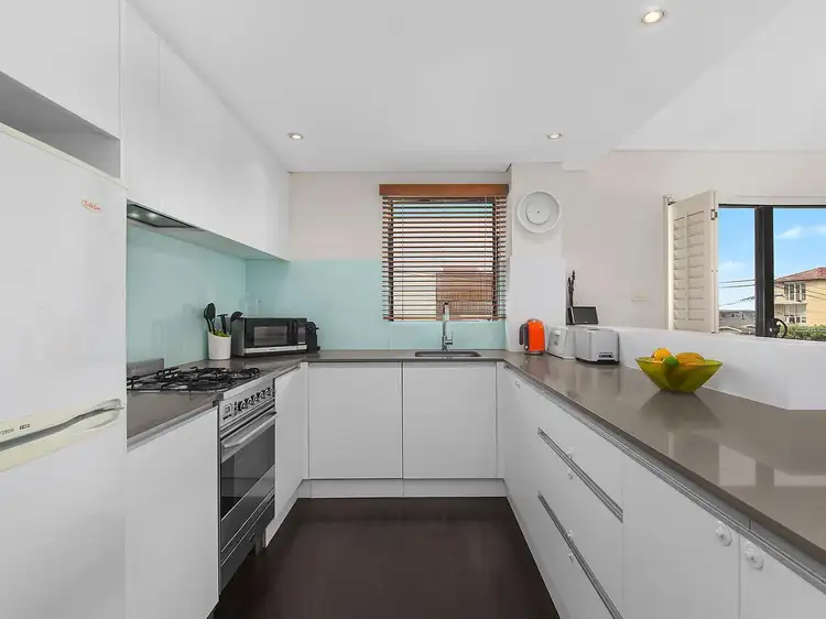 Fifth view of Homely apartment listing, 2/7 Alexander Street, Tamarama NSW 2026