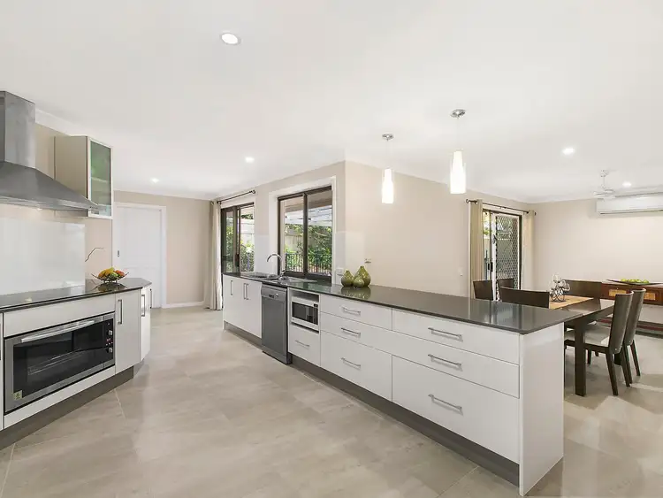3 Outlook Drive, Tewantin QLD 4565