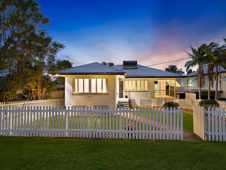 29 Blackall Street, The Range QLD 4700