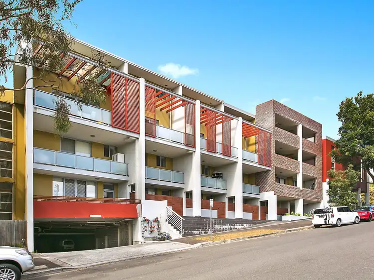 10/3 Cowell Street, Gladesville NSW 2111