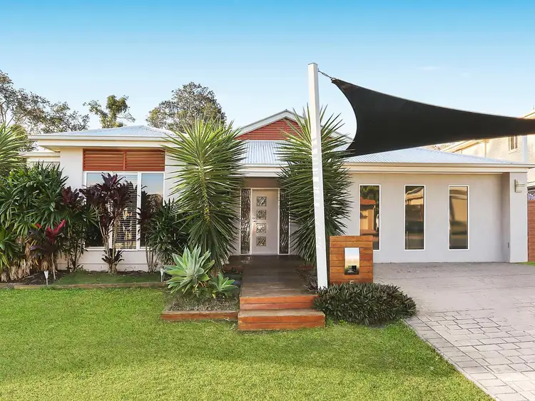 5 Figtree Place, Wakerley QLD 4154