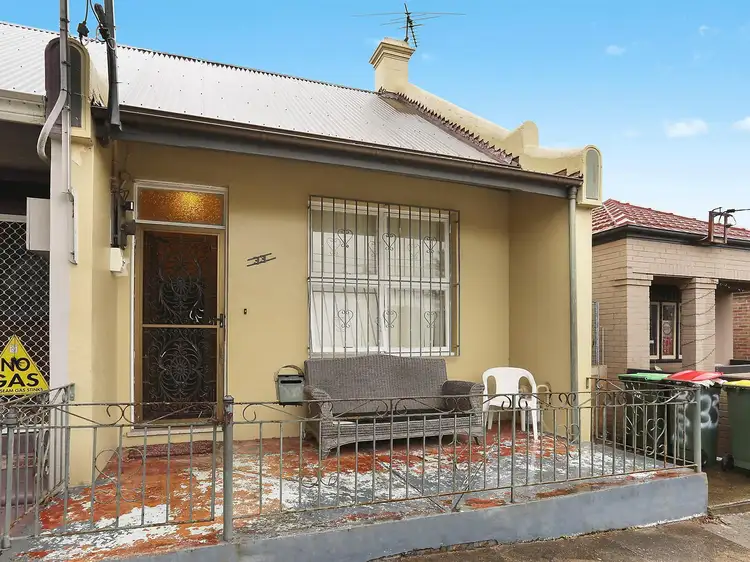 33 Brown Street, St Peters NSW 2044