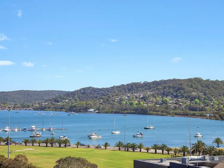 32/80 Mann Street, Gosford NSW 2250