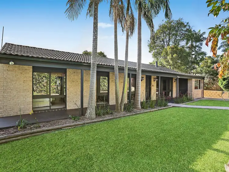 11 Montview Parade, Hornsby Heights NSW 2077