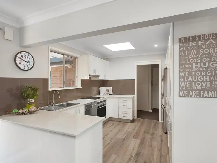 Second view of Homely house listing, 10 Evelyn Crescent, Berowra Heights NSW 2082