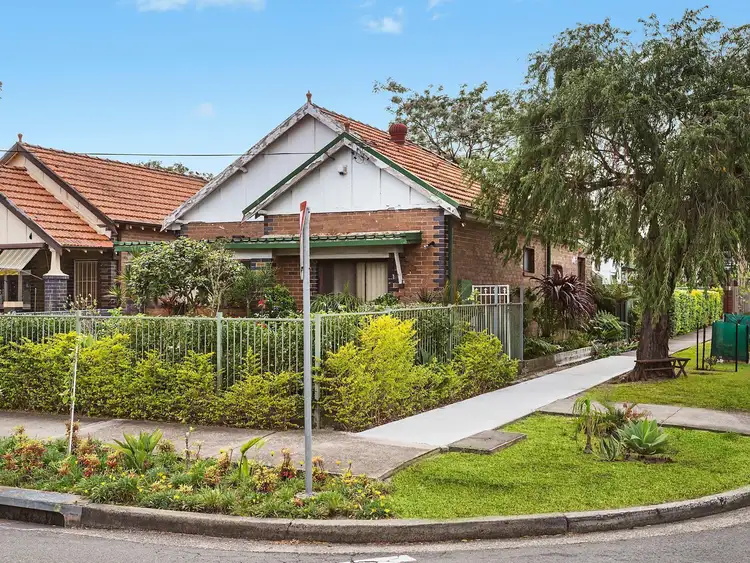 102 Crawford Road, Brighton-le-sands NSW 2216
