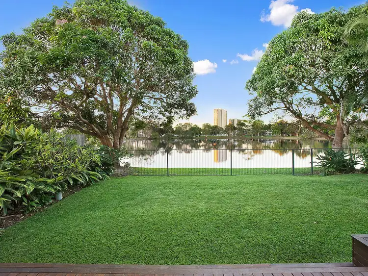 31 Tahiti Avenue, Palm Beach QLD 4221