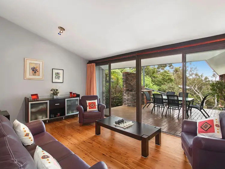 16 McKay Road, Hornsby Heights NSW 2077