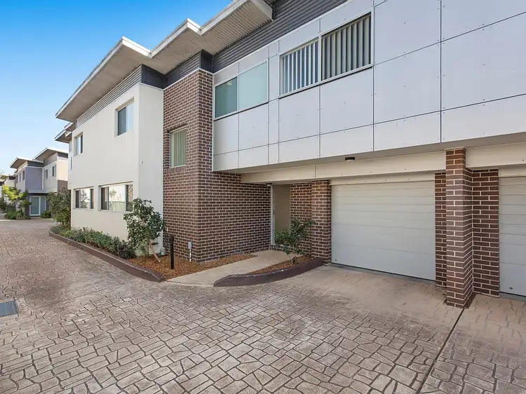 7/8 Akora Road, Wyoming NSW 2250