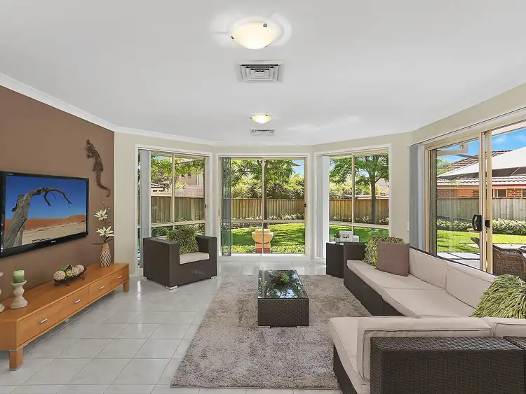 21 Emlyn Place, Beaumont Hills NSW 2155