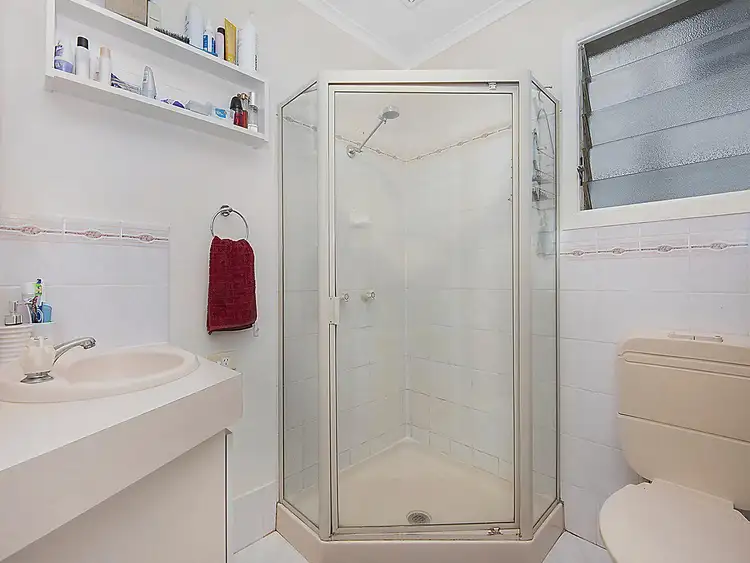 Sixth view of Homely apartment listing, 4/100 Langshaw Street, New Farm QLD 4005