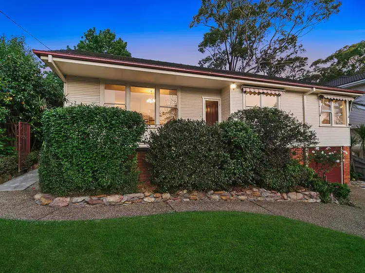 10 Yaralla Crescent, Thornleigh NSW 2120