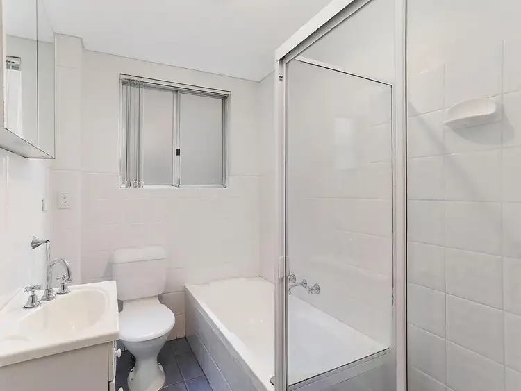 Sixth view of Homely apartment listing, 4/24 Queens Road, Brighton-le-sands NSW 2216