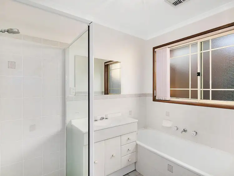 Sixth view of Homely house listing, 8 Bunya Close, Palmerston ACT 2913