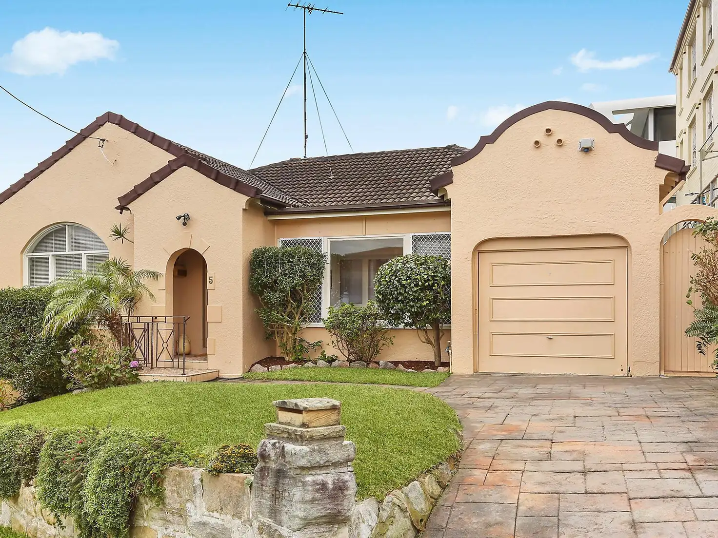 Main view of Homely house listing, 5 Bayview Street, Bronte NSW 2024