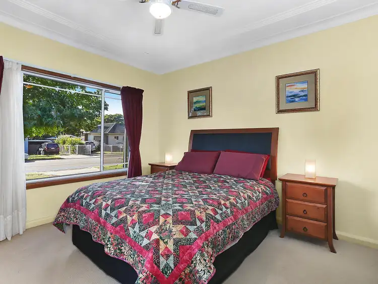 Fourth view of Homely house listing, 32 Marks Avenue, Seven Hills NSW 2147