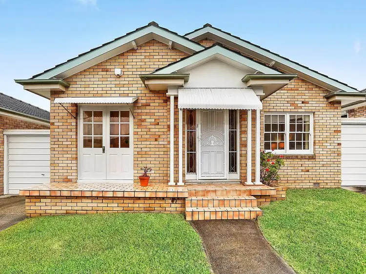 2/51 Caledonian Street, Bexley NSW 2207