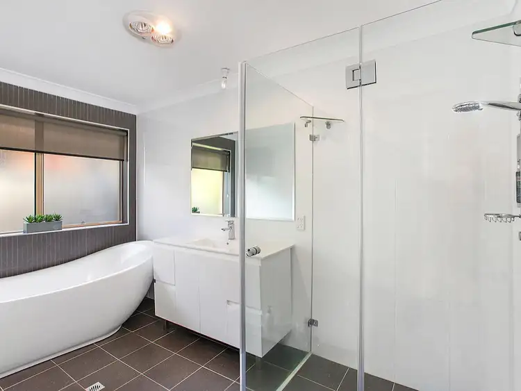 Sixth view of Homely house listing, 2 Flora Place, Hamlyn Terrace NSW 2259