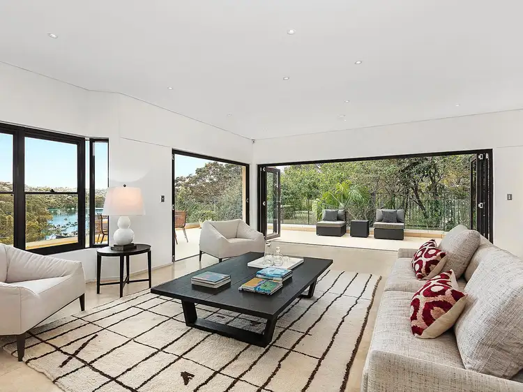 11 Noonbinna Crescent, Northbridge NSW 2063