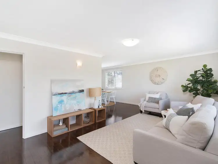 22 Vista Parade, Kotara South NSW 2289