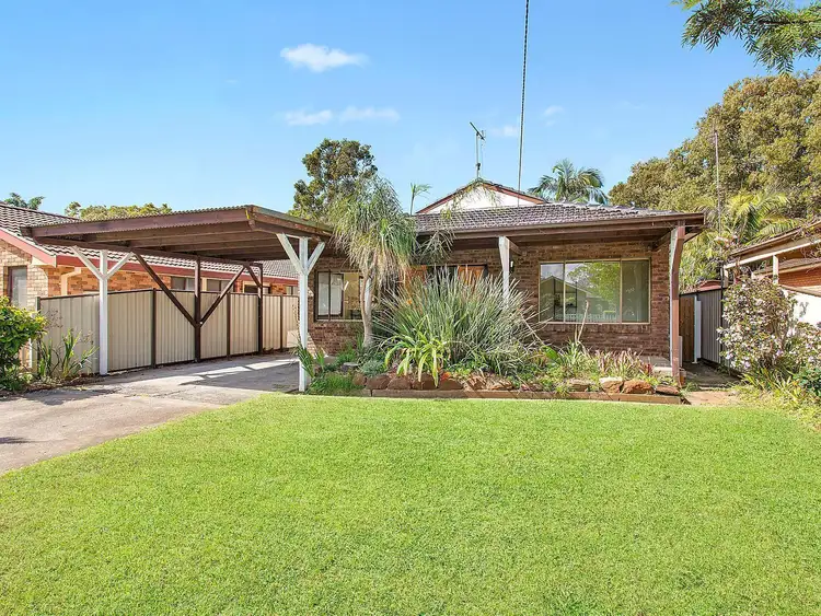 82 Mackenzie Avenue, Woy Woy NSW 2256