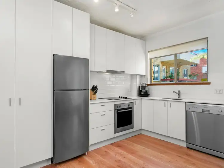 Second view of Homely apartment listing, 5/105 Queenscliff Road, Queenscliff NSW 2096