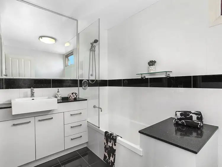 Fourth view of Homely house listing, 7 Redarc Street, Fairfield QLD 4103