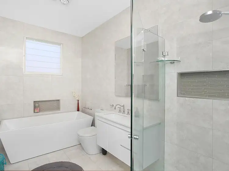 39 Woy Woy Road, Woy Woy NSW 2256