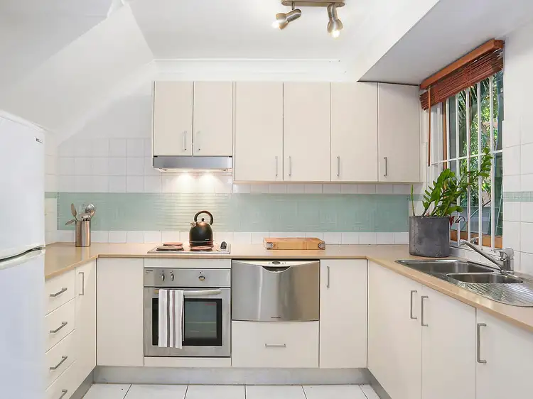 Second view of Homely house listing, 3 Rowena Place, Potts Point NSW 2011