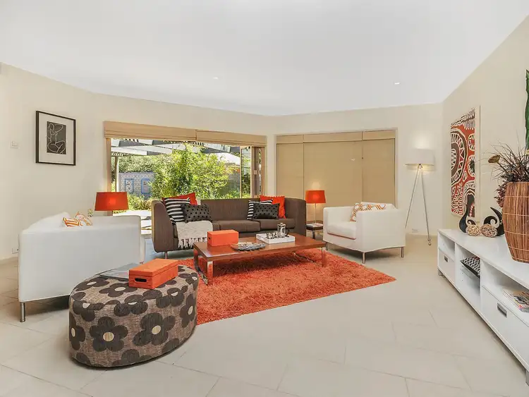 Second view of Homely house listing, 10 Banner Street, O'connor ACT 2602