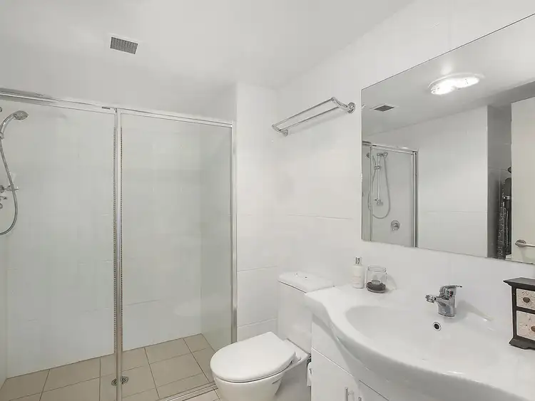 Fifth view of Homely apartment listing, 8/15 Oliver Street, Lyneham ACT 2602