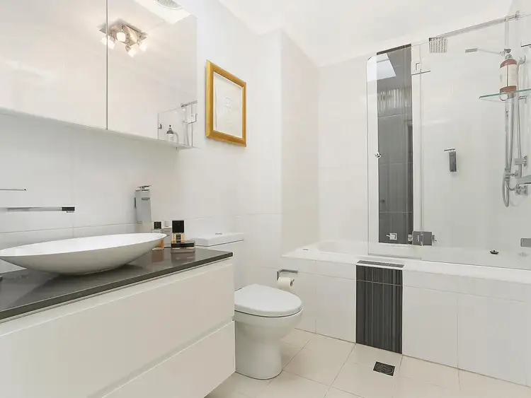 Fifth view of Homely apartment listing, 15/44 Bent Street, Neutral Bay NSW 2089