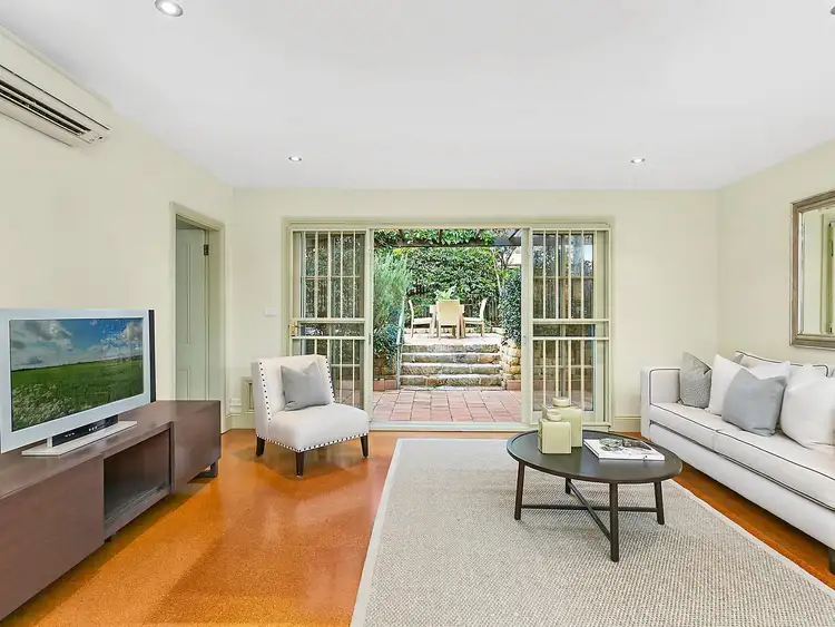 Second view of Homely house listing, 11 Victoria Street, Mcmahons Point NSW 2060