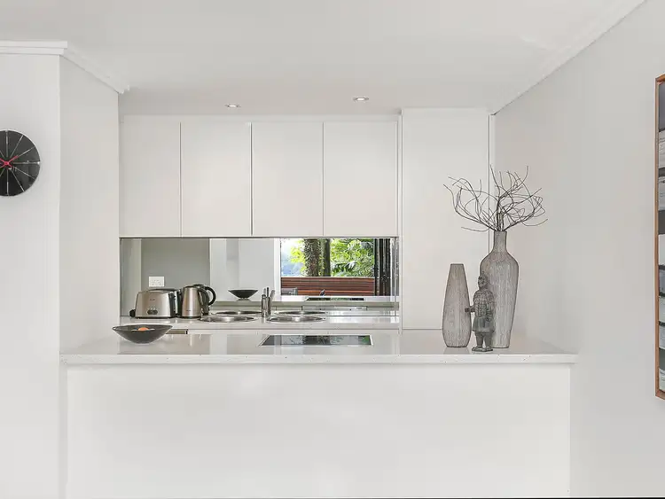 Third view of Homely apartment listing, 2/82 Blues Point Road, Mcmahons Point NSW 2060