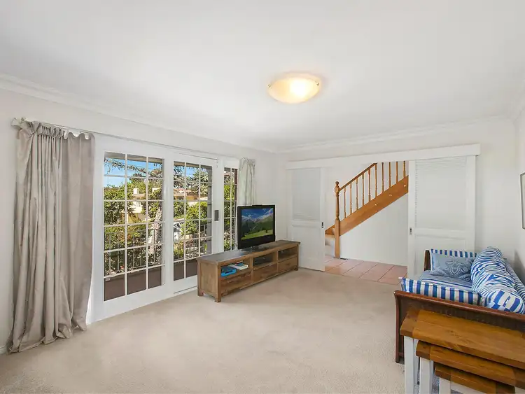Second view of Homely house listing, 10 Camellia Place, Crestwood NSW 2620