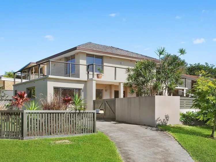 2A Brentwood Avenue, Point Clare NSW 2250