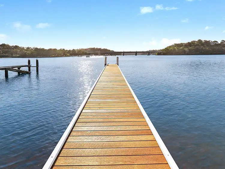 11 Green Point Road, Oyster Bay NSW 2225