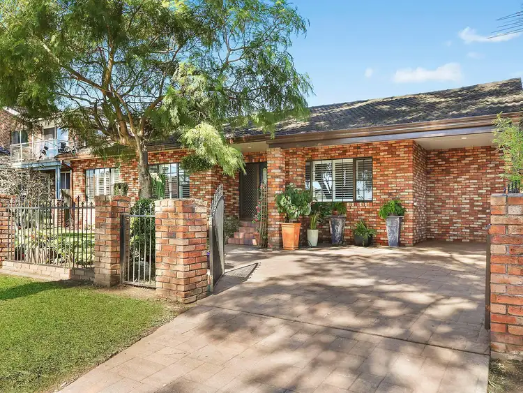 3 Woorak Crescent, Miranda NSW 2228