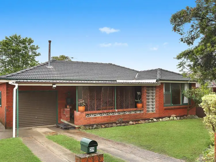 39 Wollybutt Road, Engadine NSW 2233