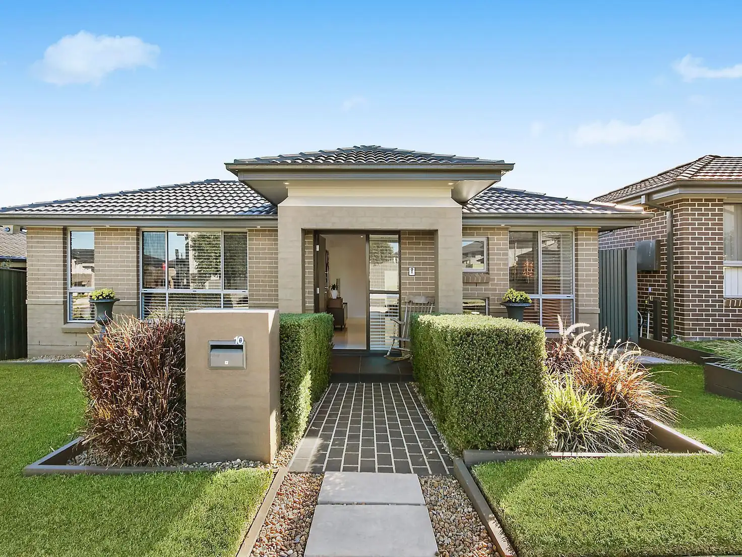 Main view of Homely house listing, 10 Charlie Street, Middleton Grange NSW 2171