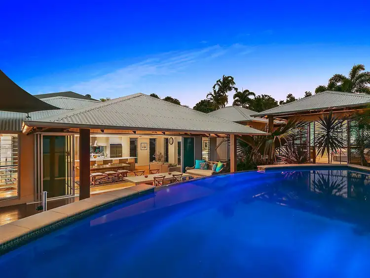 16 Treasure Cove, Noosaville QLD 4566