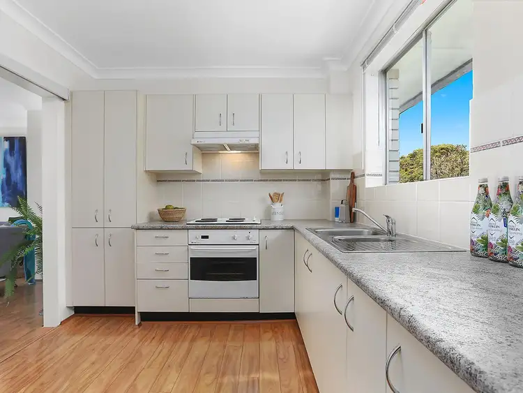 Second view of Homely apartment listing, 5/116 Pacific Parade, Dee Why NSW 2099