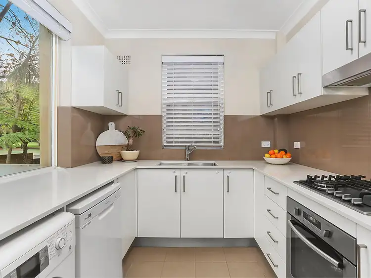 2/220 Falcon Street, North Sydney NSW 2060