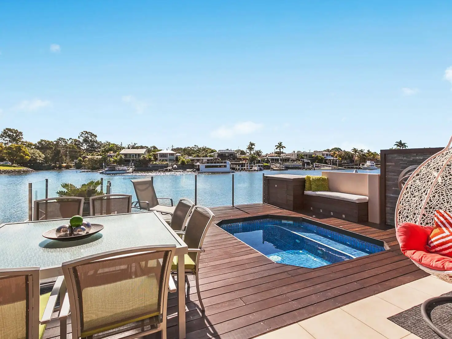 Main view of Homely villa listing, 2/181 Stanhill Drive, Chevron Island QLD 4217