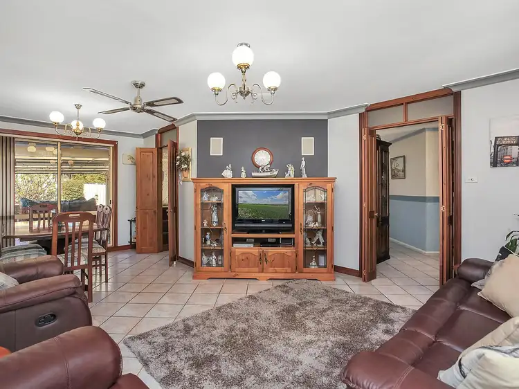 26 Oakes Street, Kariong NSW 2250
