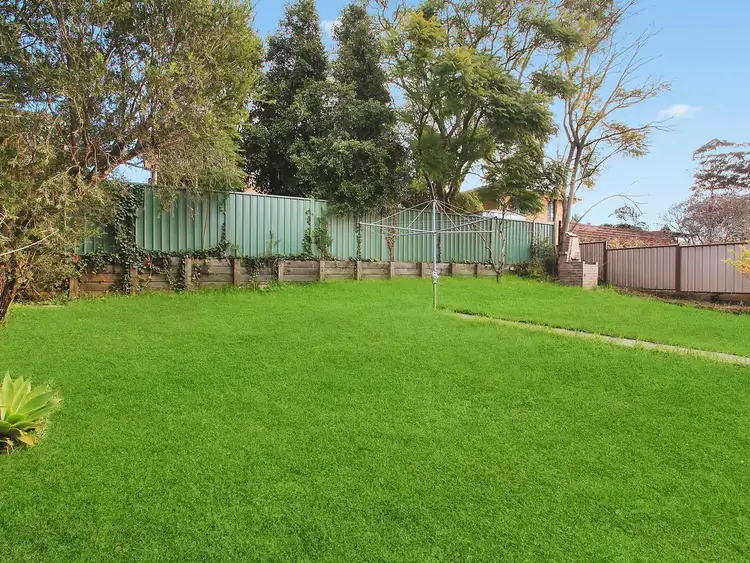 Second view of Homely house listing, 25 Eve Street, Narara NSW 2250