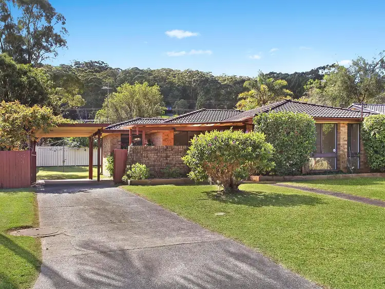 5 Bottlebrush Close, Wyoming NSW 2250